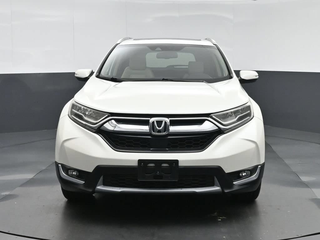 2018 Honda CR-V Touring, photo 2 of 64
