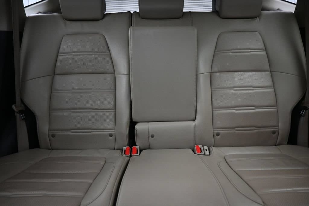 2018 Honda CR-V Touring, photo 30 of 64