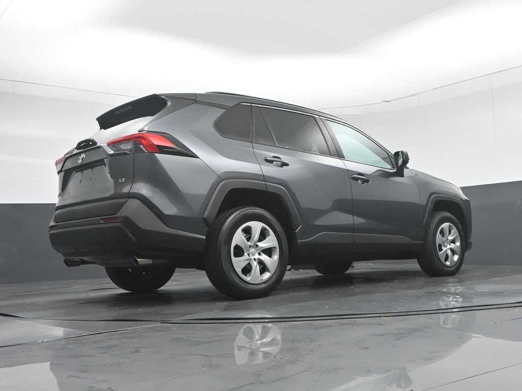 2021 Toyota RAV4 LE, photo 51 of 55