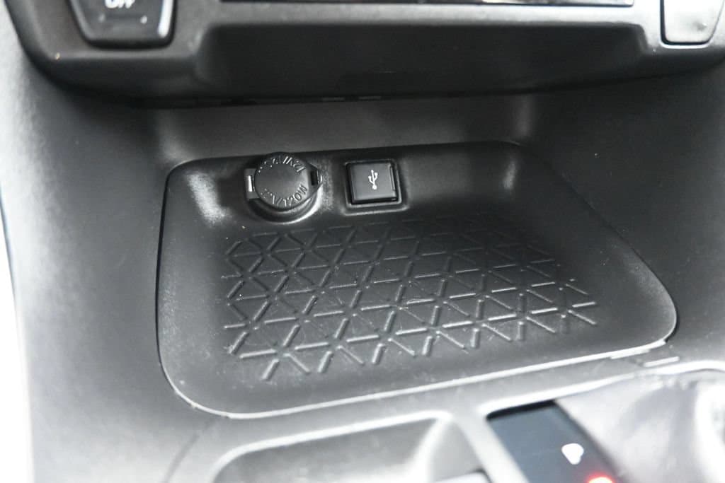 2021 Toyota RAV4 LE, photo 20 of 55