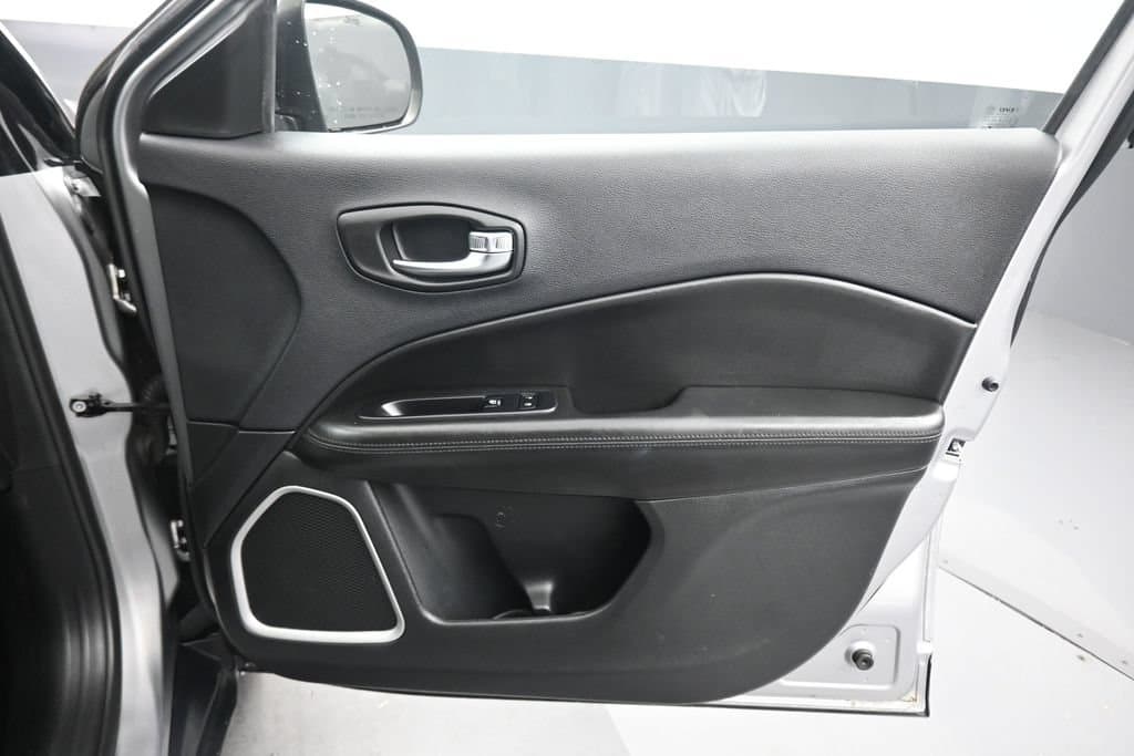 2019 Jeep Compass Latitude, photo 37 of 55