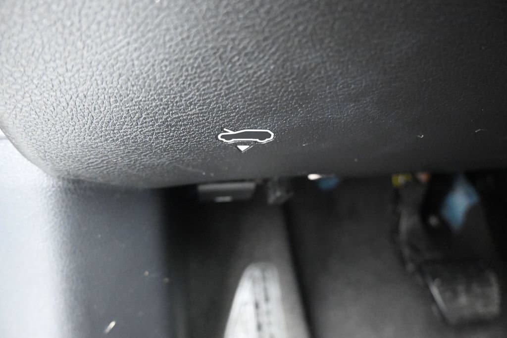 2020 Jeep Compass Limited, photo 25 of 57