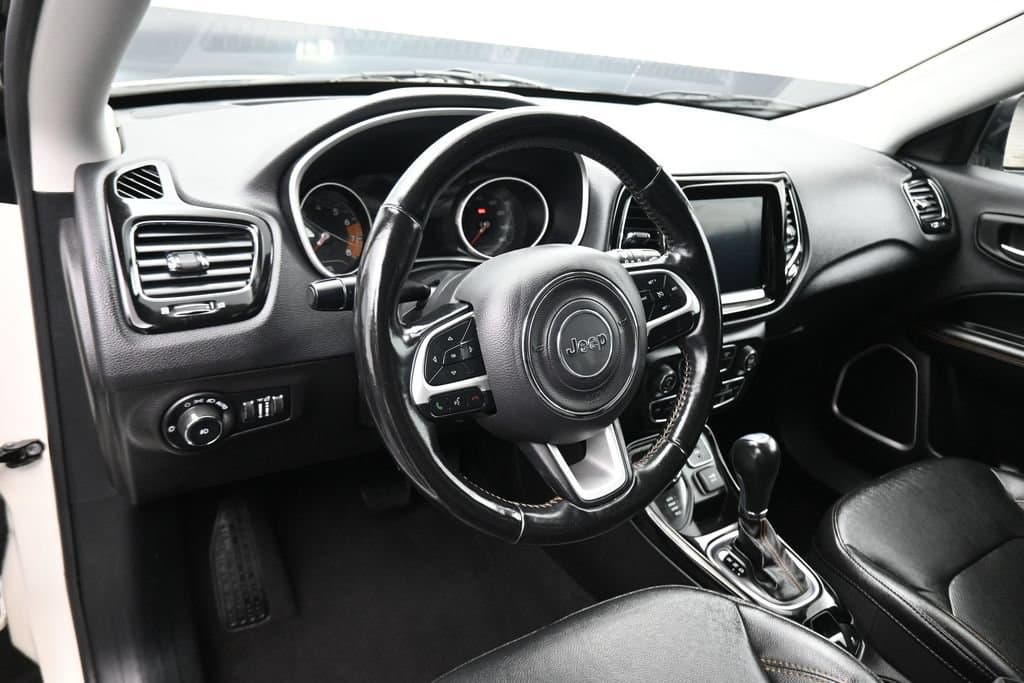 2020 Jeep Compass Limited, photo 13 of 57