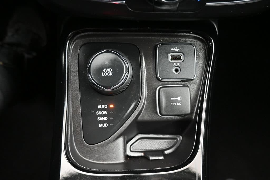 2020 Jeep Compass Limited, photo 20 of 57