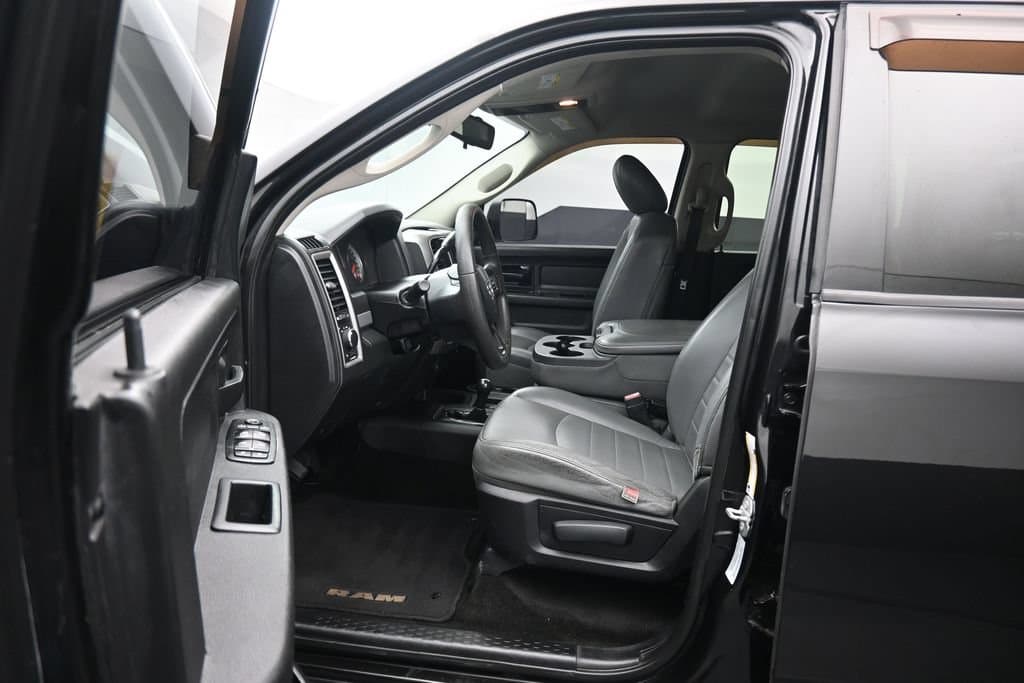 2016 RAM 2500 Tradesman, photo 11 of 58