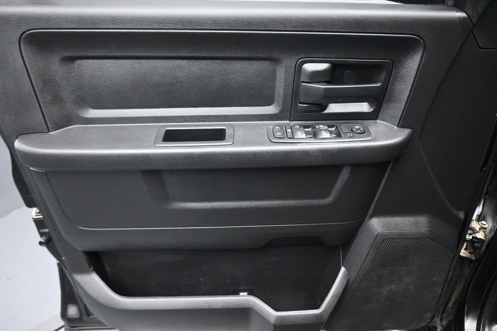 2016 RAM 2500 Tradesman, photo 10 of 58