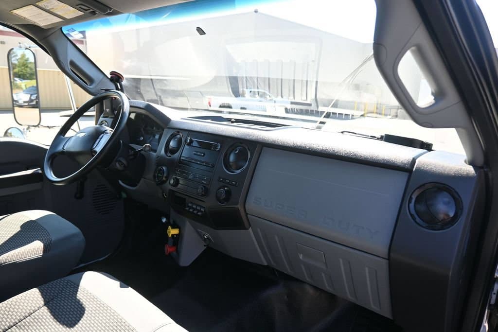 2011 Ford F-750SD XLT DRW, photo 19 of 62