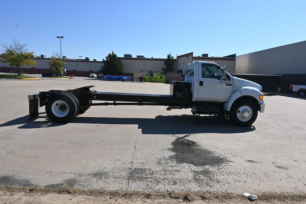2011 Ford F-750SD XLT DRW, photo 54 of 62