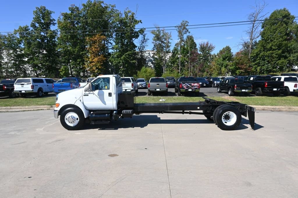 2011 Ford F-750SD XLT DRW, photo 43 of 62