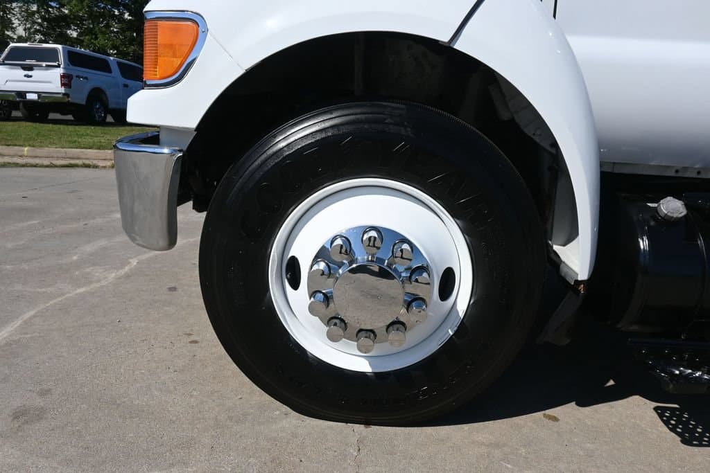 2011 Ford F-750SD XLT DRW, photo 39 of 62