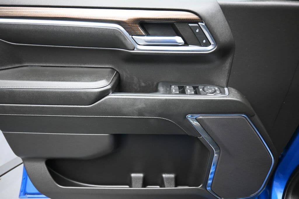 2023 Chevrolet Silverado 1500 RST, photo 10 of 62