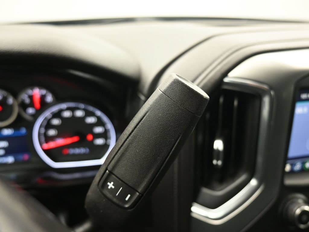 2020 Chevrolet Silverado 1500 RST, photo 23 of 64
