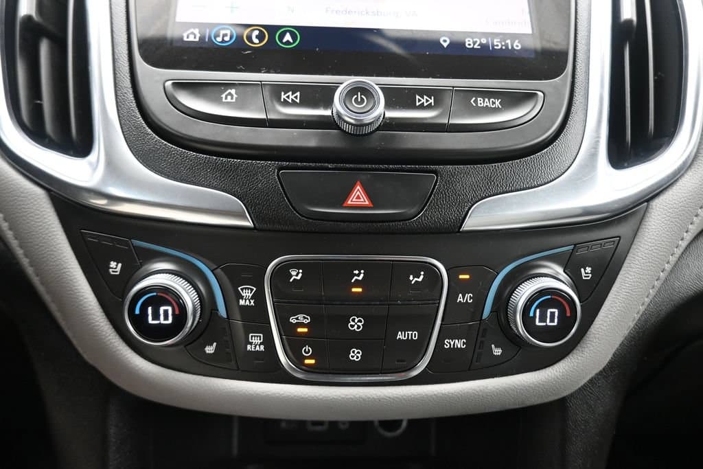 2021 Chevrolet Equinox Premier, photo 33 of 72