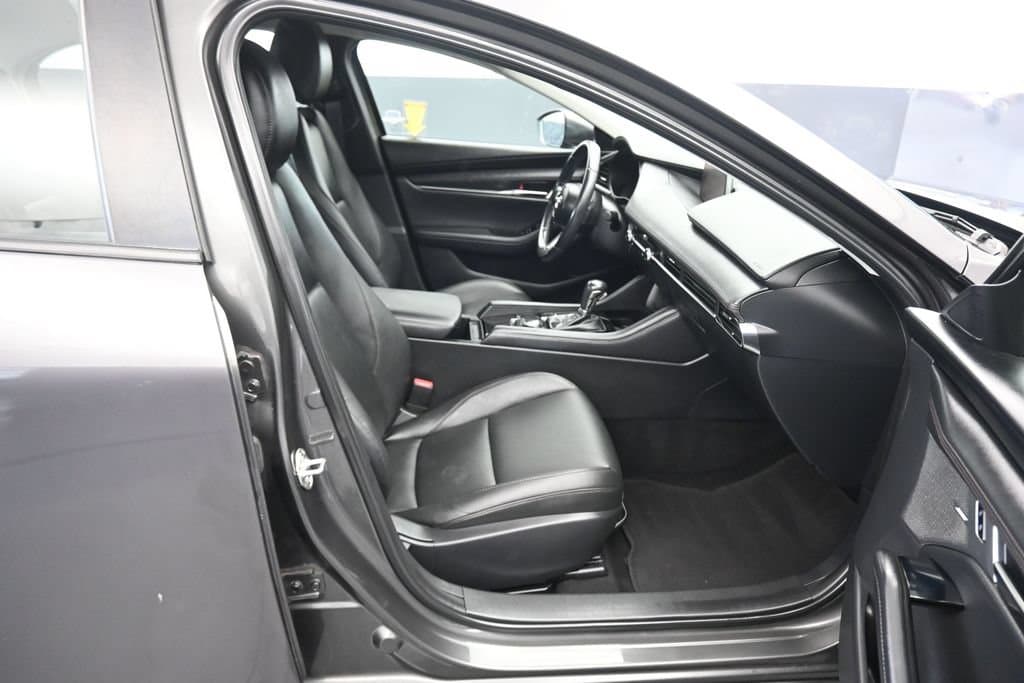 2019 Mazda Mazda3 Preferred, photo 38 of 56