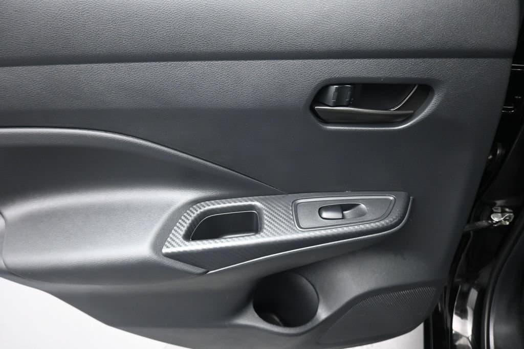 2025 Nissan Versa 1.6 S, photo 28 of 52