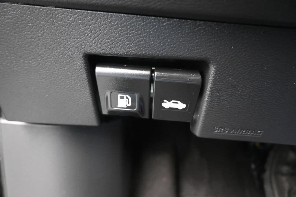 2025 Nissan Versa 1.6 S, photo 24 of 52