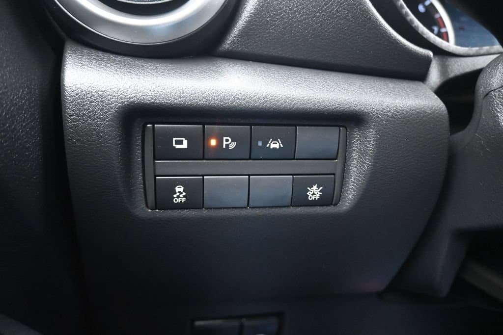 2025 Nissan Versa 1.6 S, photo 23 of 52