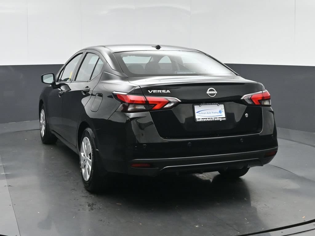 2025 Nissan Versa 1.6 S, photo 5 of 52