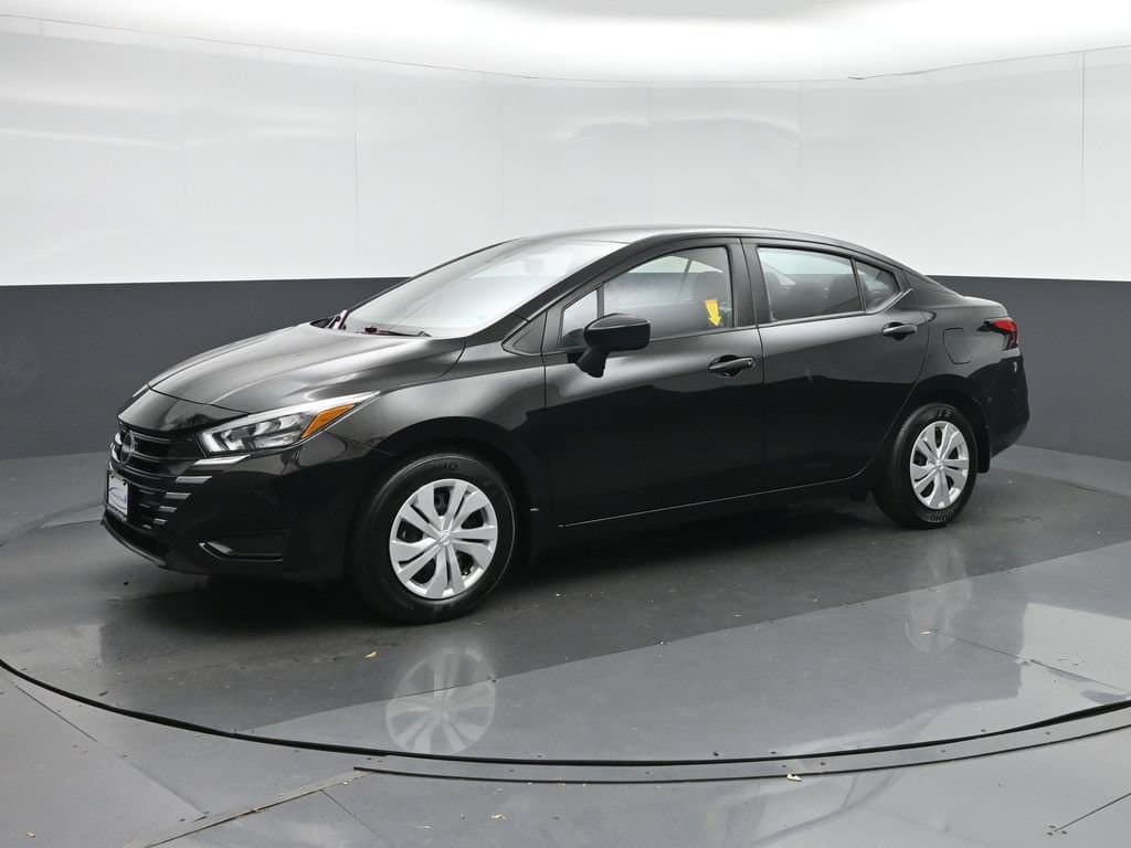 2025 Nissan Versa 1.6 S, photo 3 of 52
