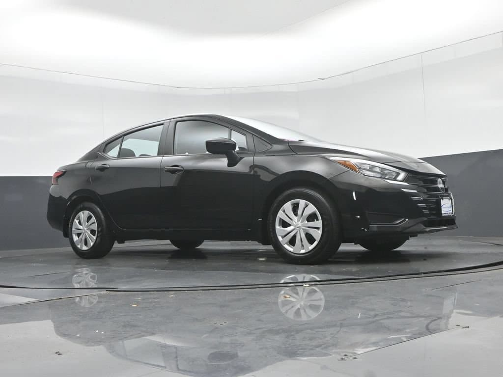 2025 Nissan Versa 1.6 S, photo 45 of 52