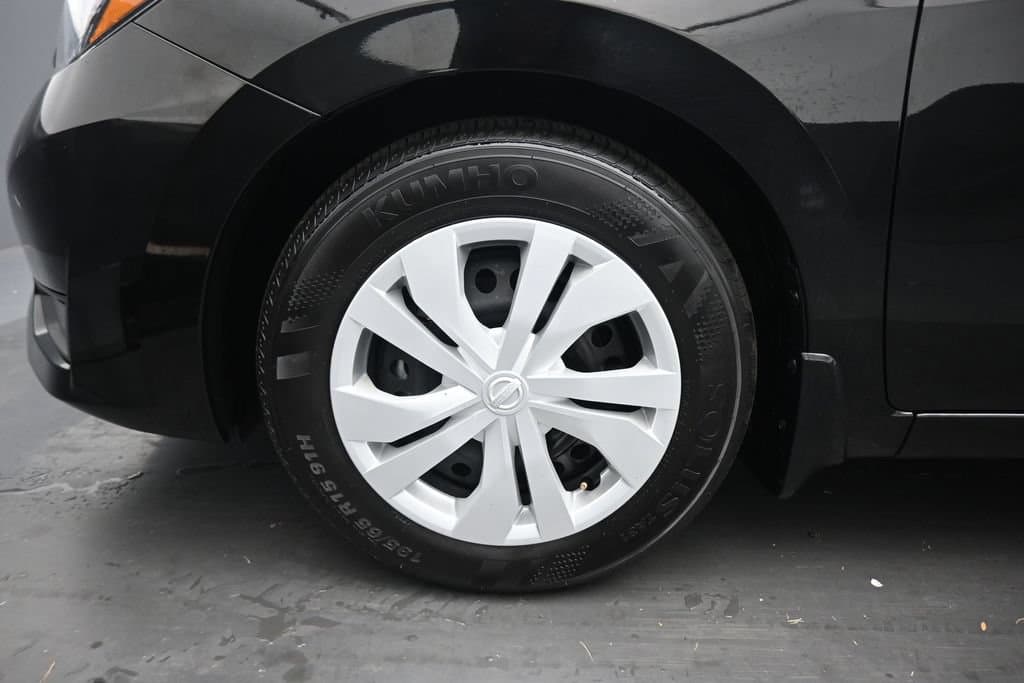 2025 Nissan Versa 1.6 S, photo 43 of 52