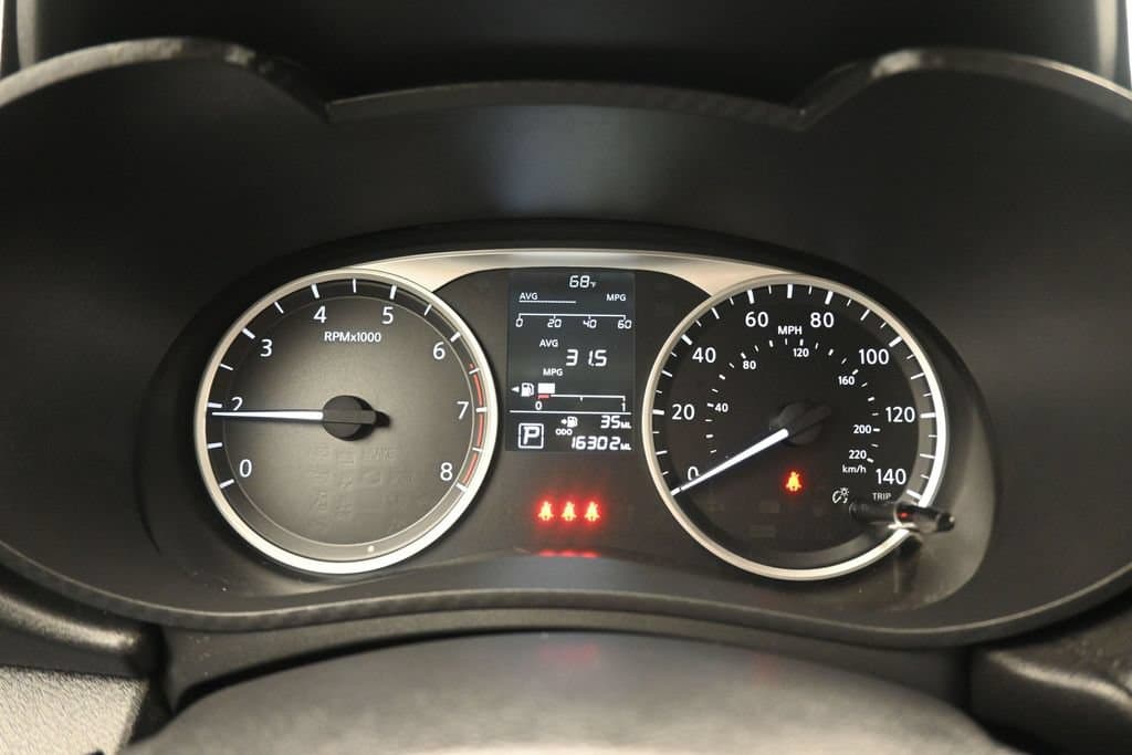 2025 Nissan Versa 1.6 S, photo 15 of 52
