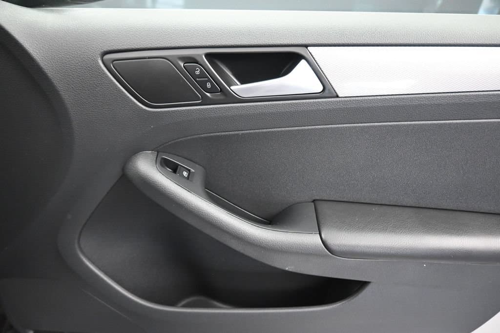 2017 Volkswagen Jetta 1.4T S, photo 36 of 55