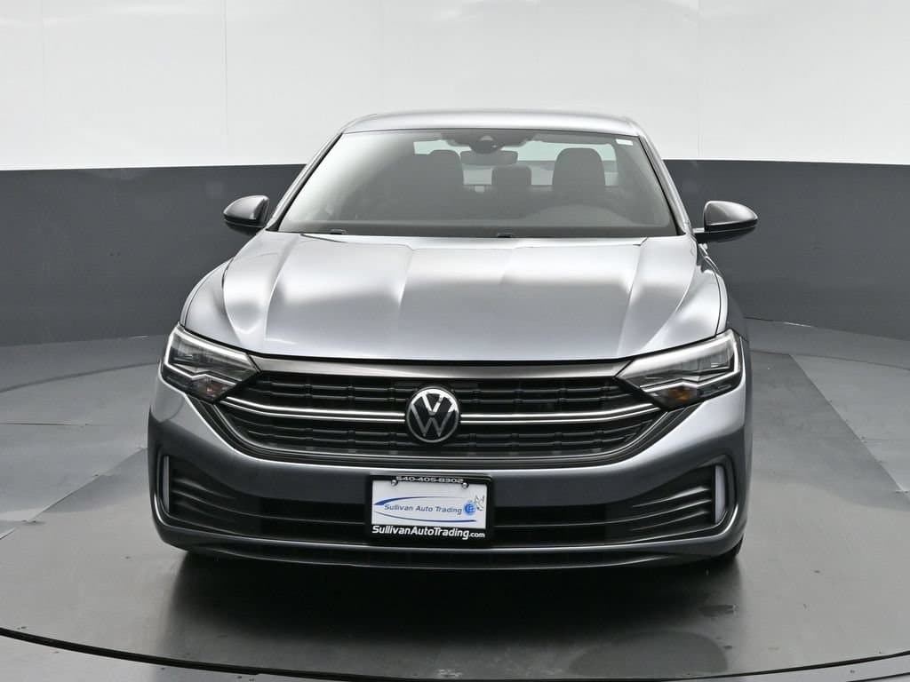 2024 Volkswagen Jetta 1.5T Sport, photo 2 of 53