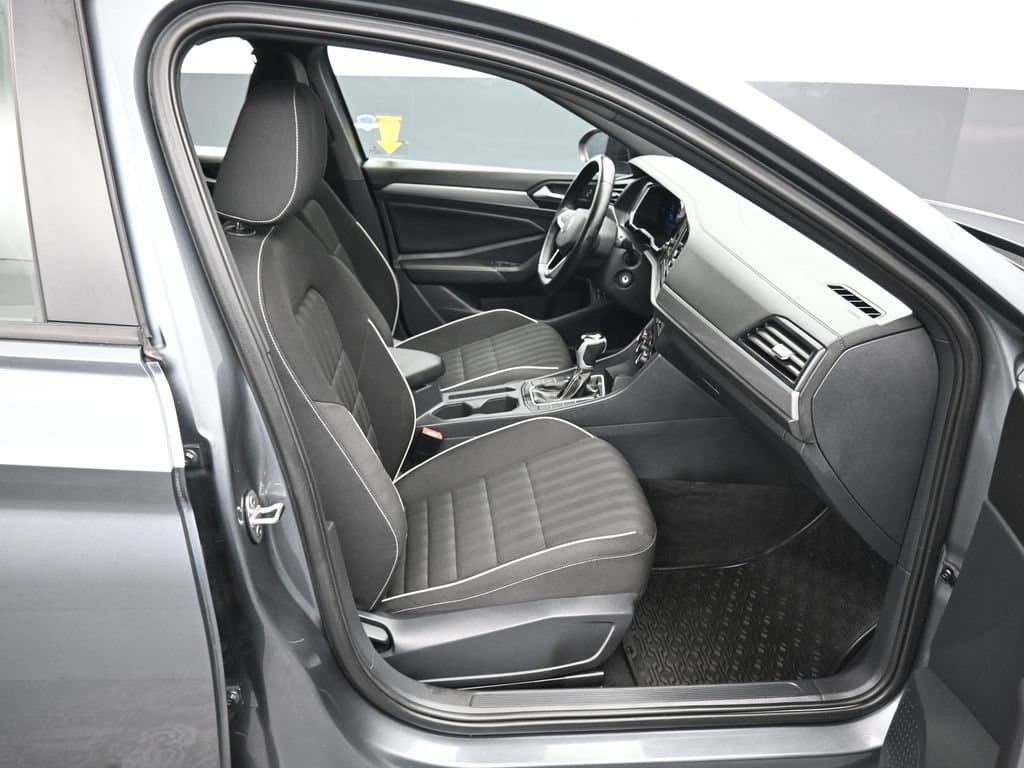 2024 Volkswagen Jetta 1.5T Sport, photo 37 of 53
