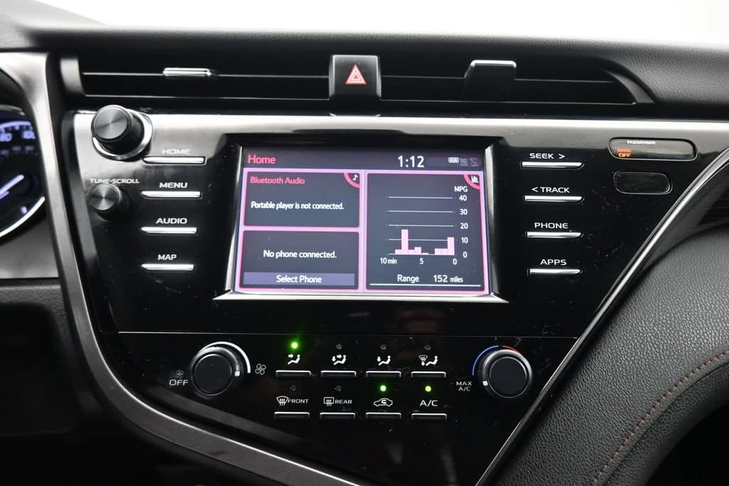 2019 Toyota Camry LE, photo 19 of 56