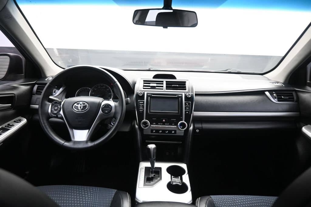2012 Toyota Camry SE, photo 35 of 55