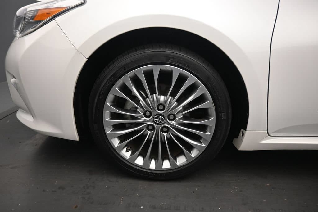 2016 Toyota Avalon Limited, photo 52 of 61
