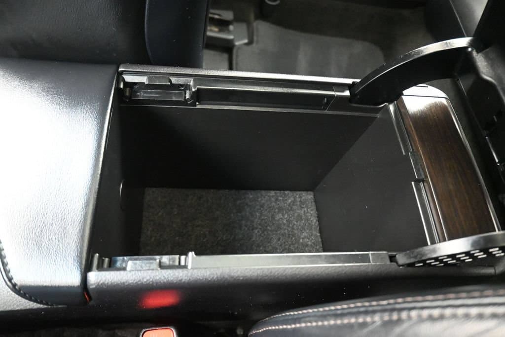 2016 Toyota Avalon Limited, photo 26 of 60