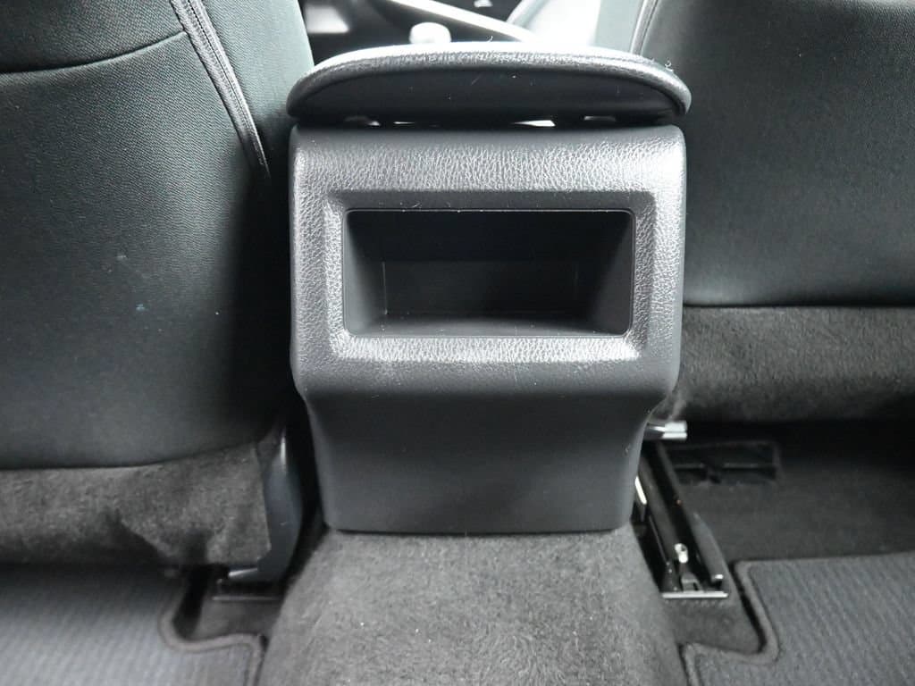 2024 Toyota Camry LE, photo 32 of 56