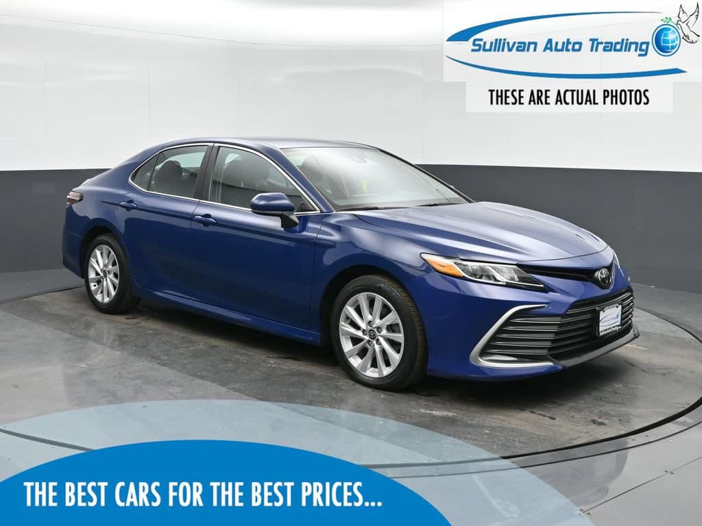 2024 Toyota Camry LE, photo 1 of 56