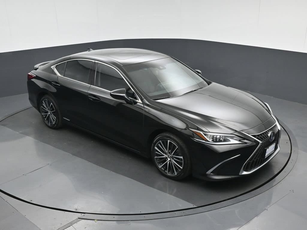 2022 Lexus ES 300h, photo 55 of 58