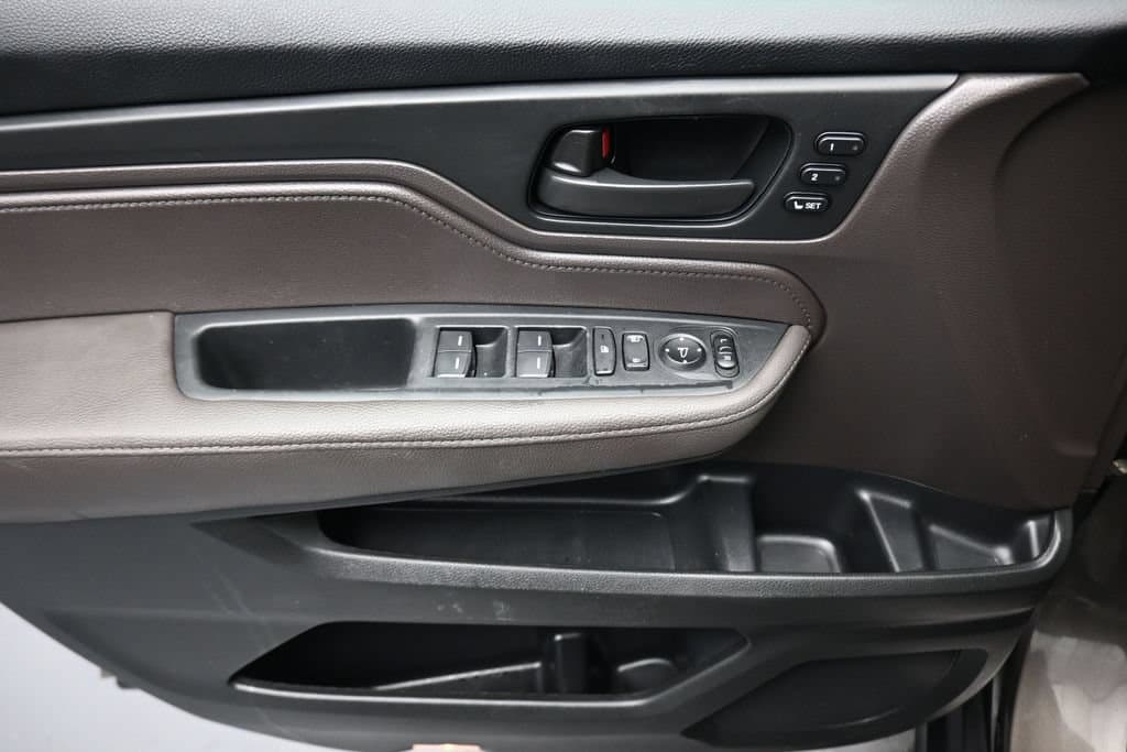 2023 Honda Odyssey EX-L, photo 10 of 76