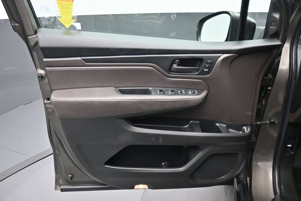 2023 Honda Odyssey EX-L, photo 9 of 76
