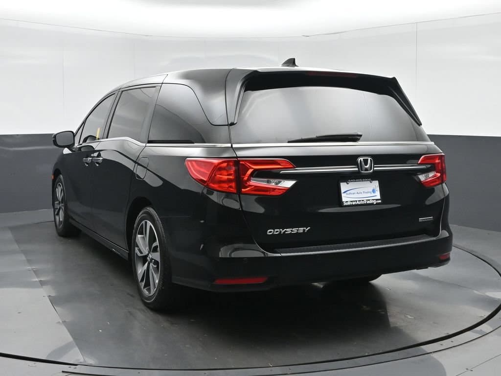 2022 Honda Odyssey Touring, photo 5 of 79