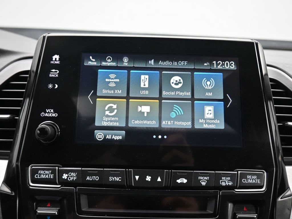 2023 Honda Odyssey Touring, photo 17 of 82