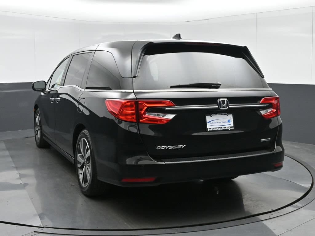 2023 Honda Odyssey Touring, photo 5 of 82