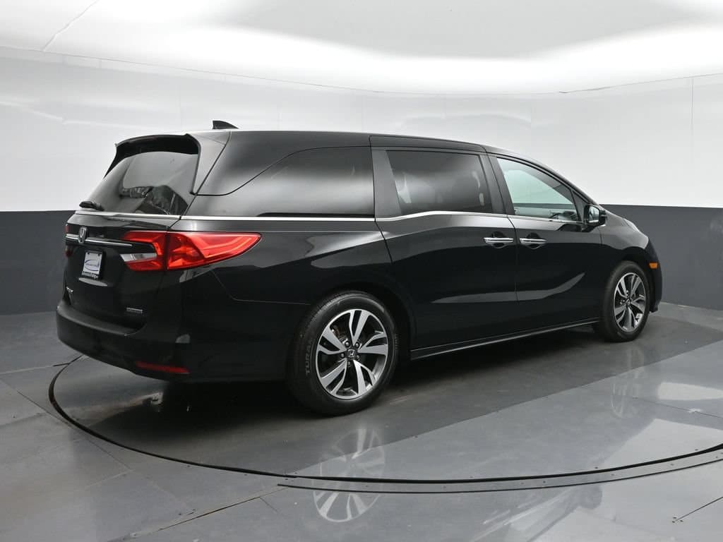 2023 Honda Odyssey Touring, photo 7 of 82