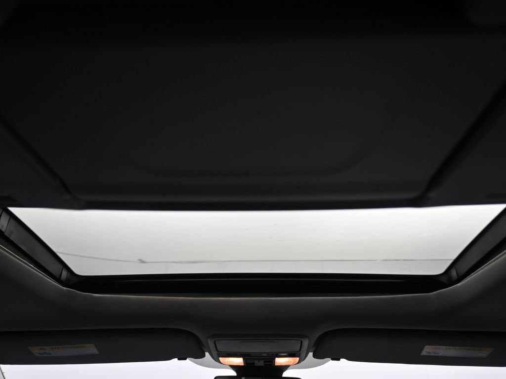 2023 Honda Odyssey Touring, photo 58 of 82