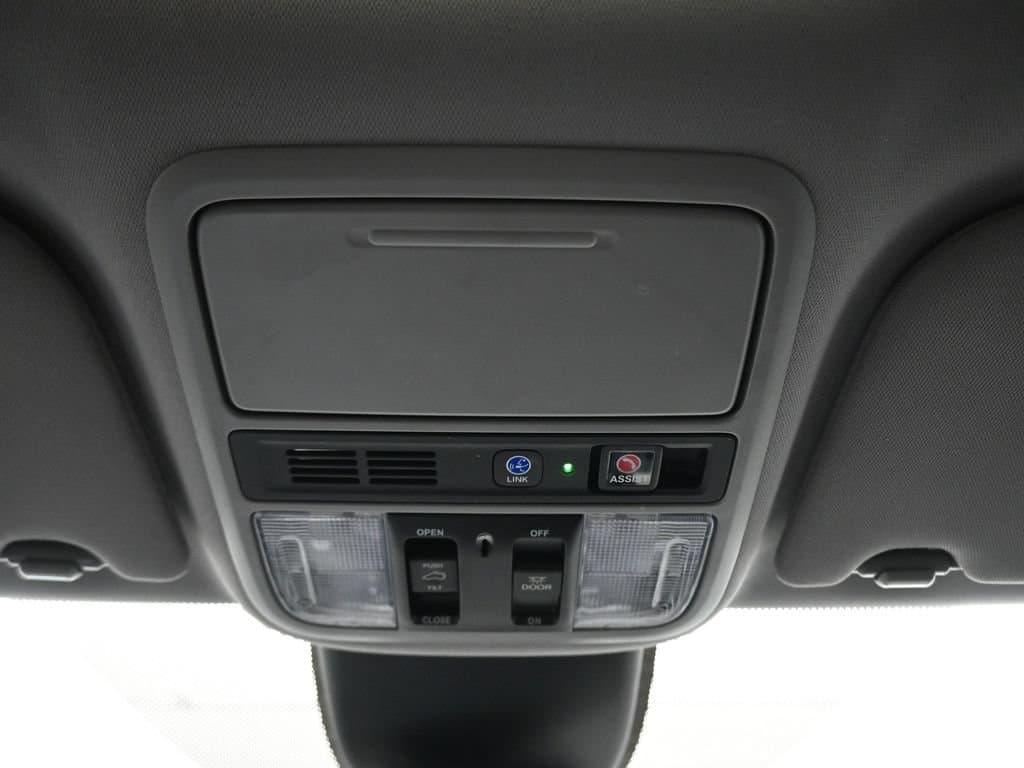 2023 Honda Odyssey Touring, photo 26 of 82
