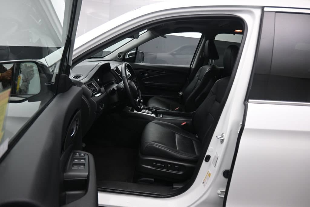 2022 Honda Pilot Elite, photo 12 of 80