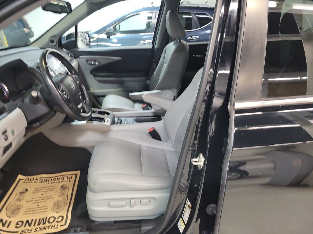 2016 Honda Pilot EX-L w/Navigation, photo 5 of 8