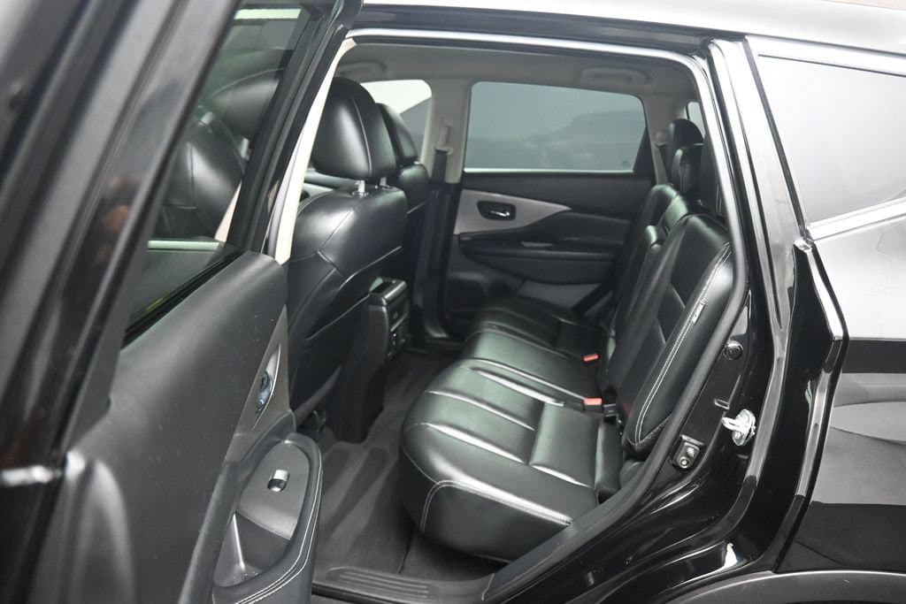 2022 Nissan Murano SV, photo 28 of 57