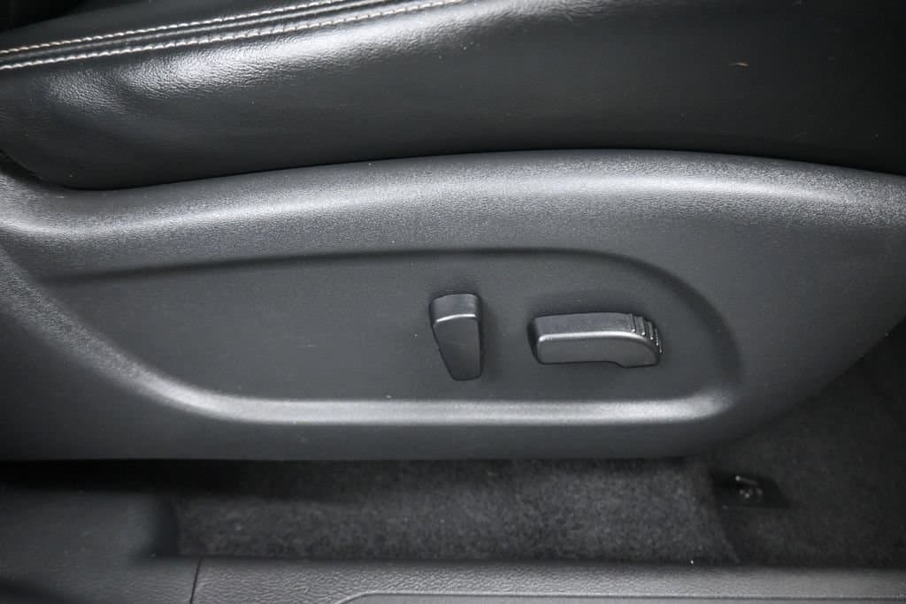 2022 Nissan Murano SV, photo 38 of 57