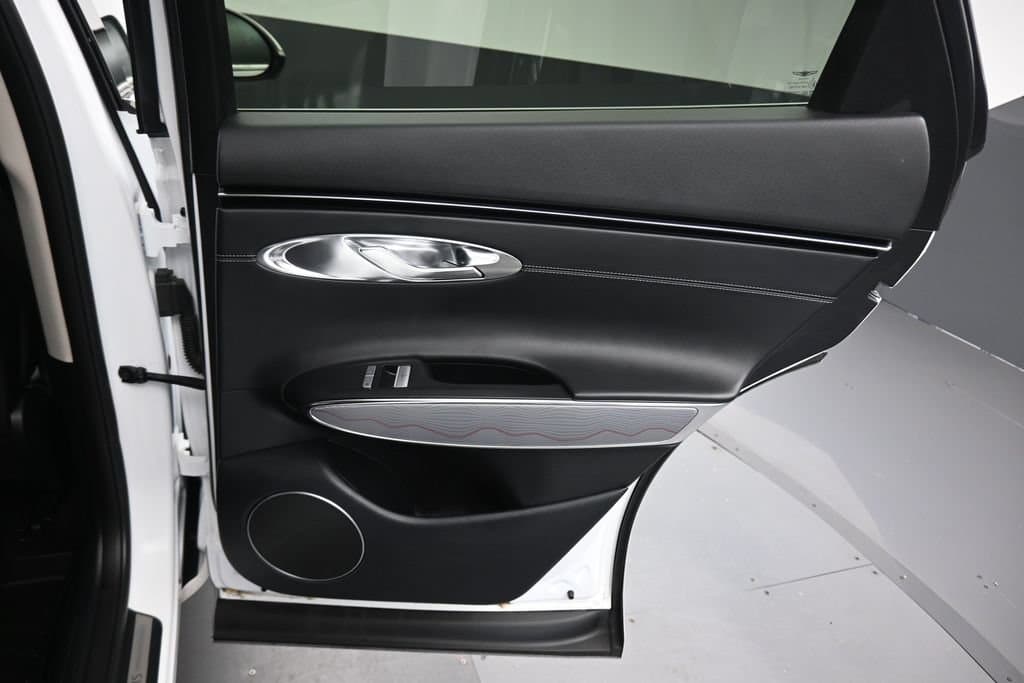2024 Genesis GV70 2.5T, photo 42 of 71