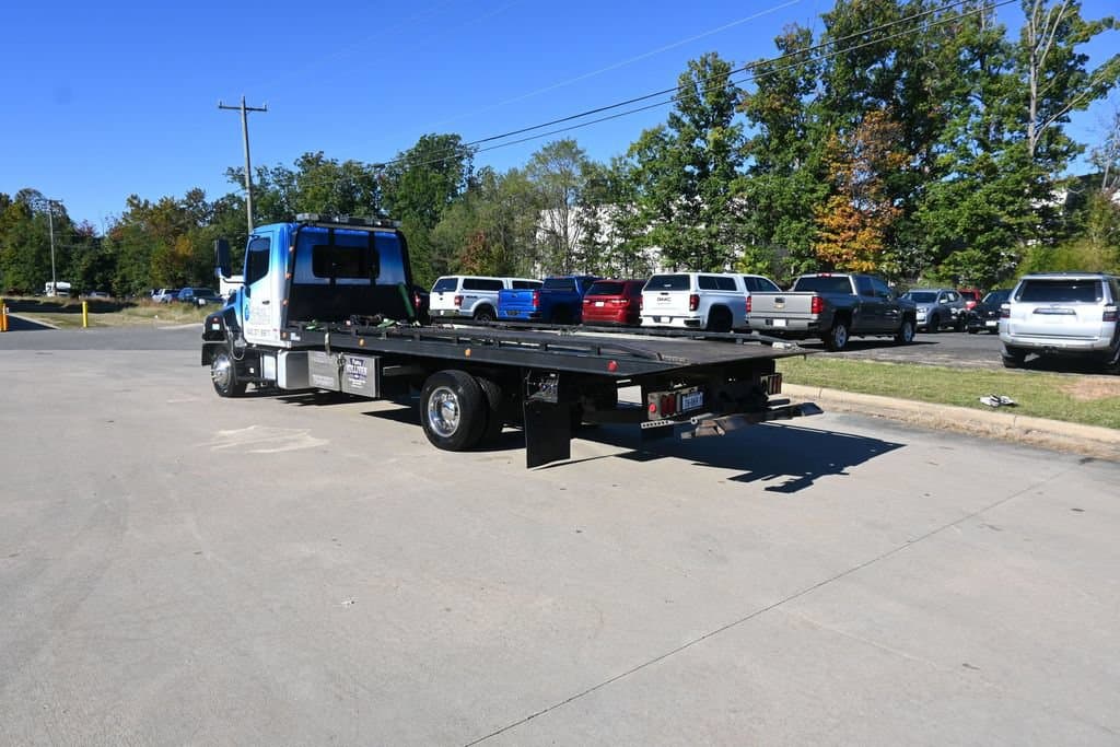 2015 Hino Rollback, photo 14 of 67